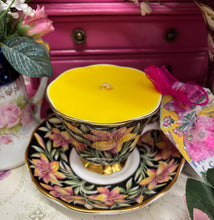 Load image into Gallery viewer, Beautiful Royal Albert Provincial Flowers ‘Prairie lily’ Tea Cup soy Candle
