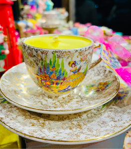 Beautiful ‘ Crinoline Lady’ 1930s Art Deco Antique Gold chintz Teacup scented Soy Candle