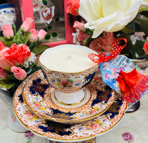 Stunning 1940s Salisbury Tudor Rose Imari Teacup Trio Soy Candle